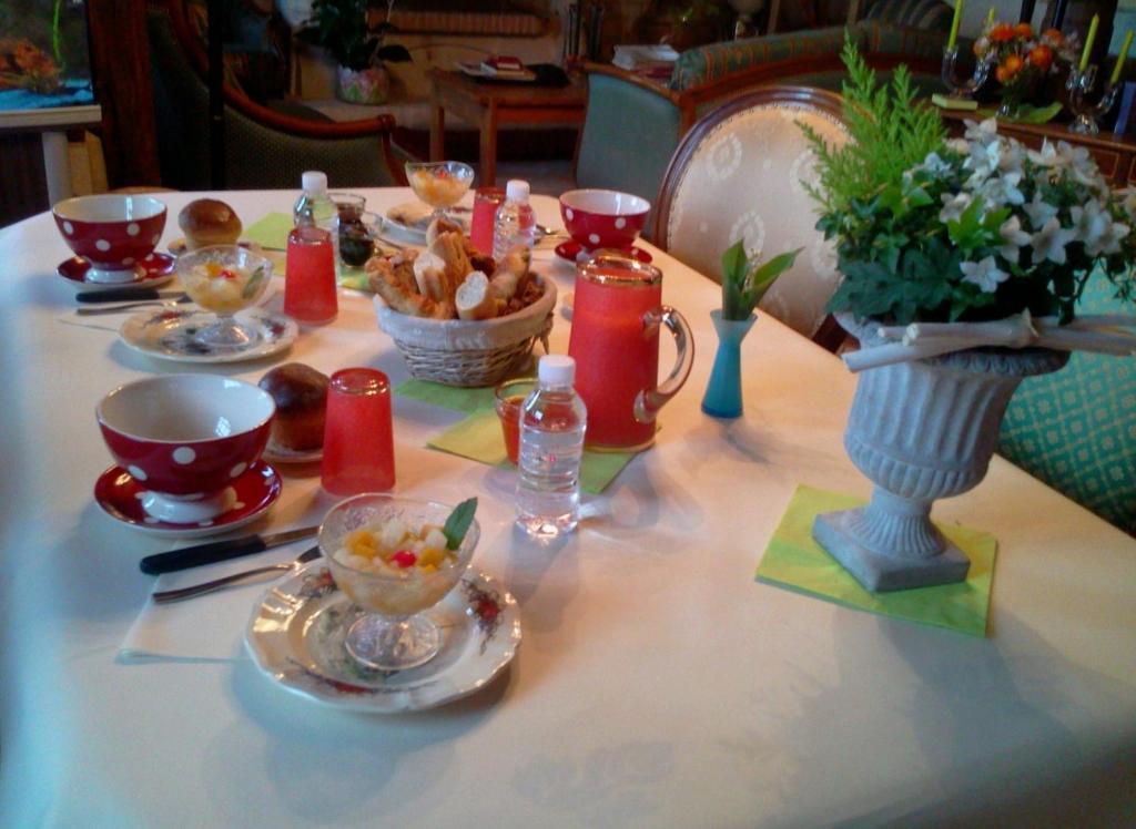 En Bord De Seine Bed and Breakfast Duclair Exteriör bild