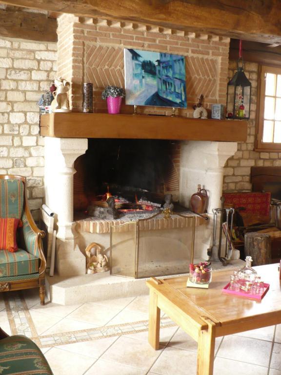 En Bord De Seine Bed and Breakfast Duclair Exteriör bild